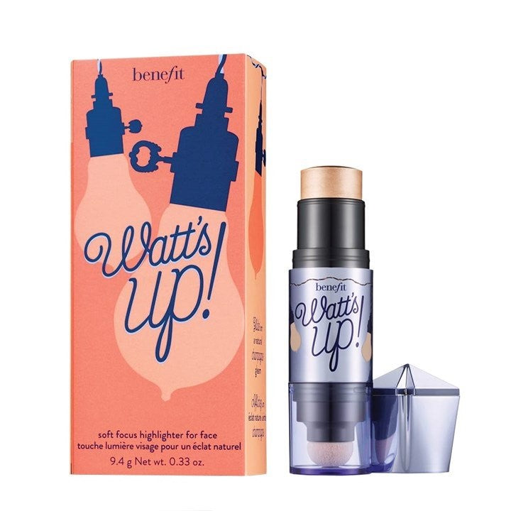 Benefit Watts Up! highlighter in champagne gold with sponge applicator and blender tip packaging